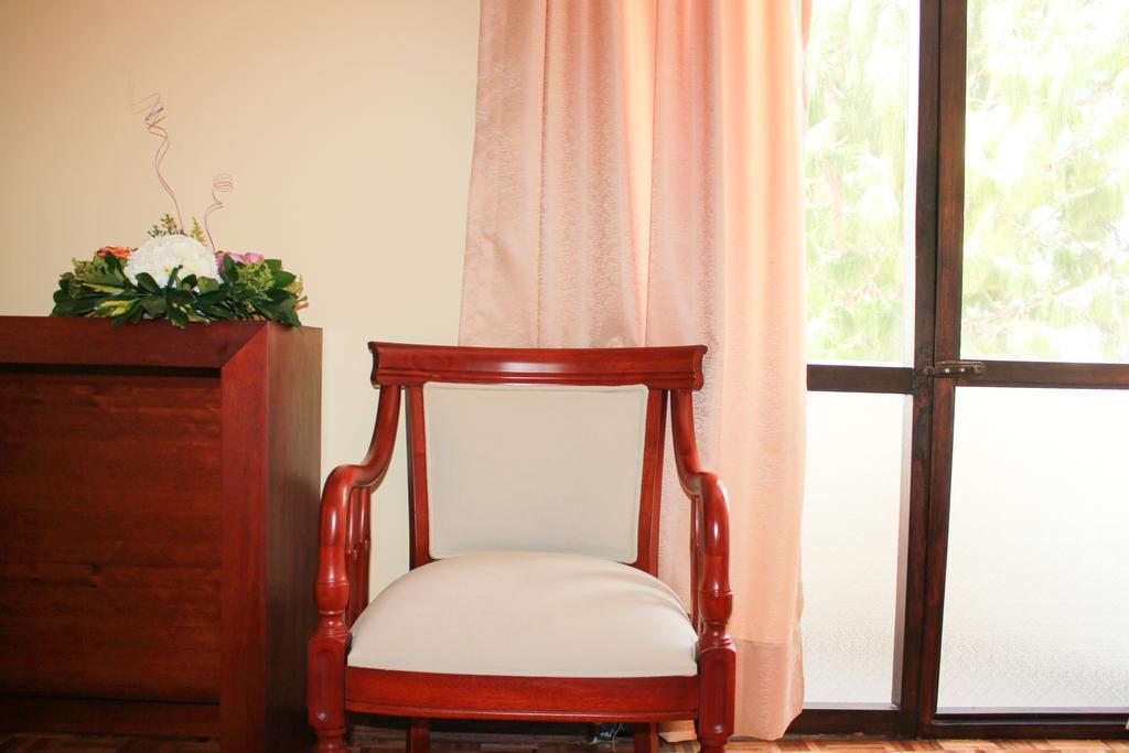 Hotel Villa Lafayette Quito Zimmer foto